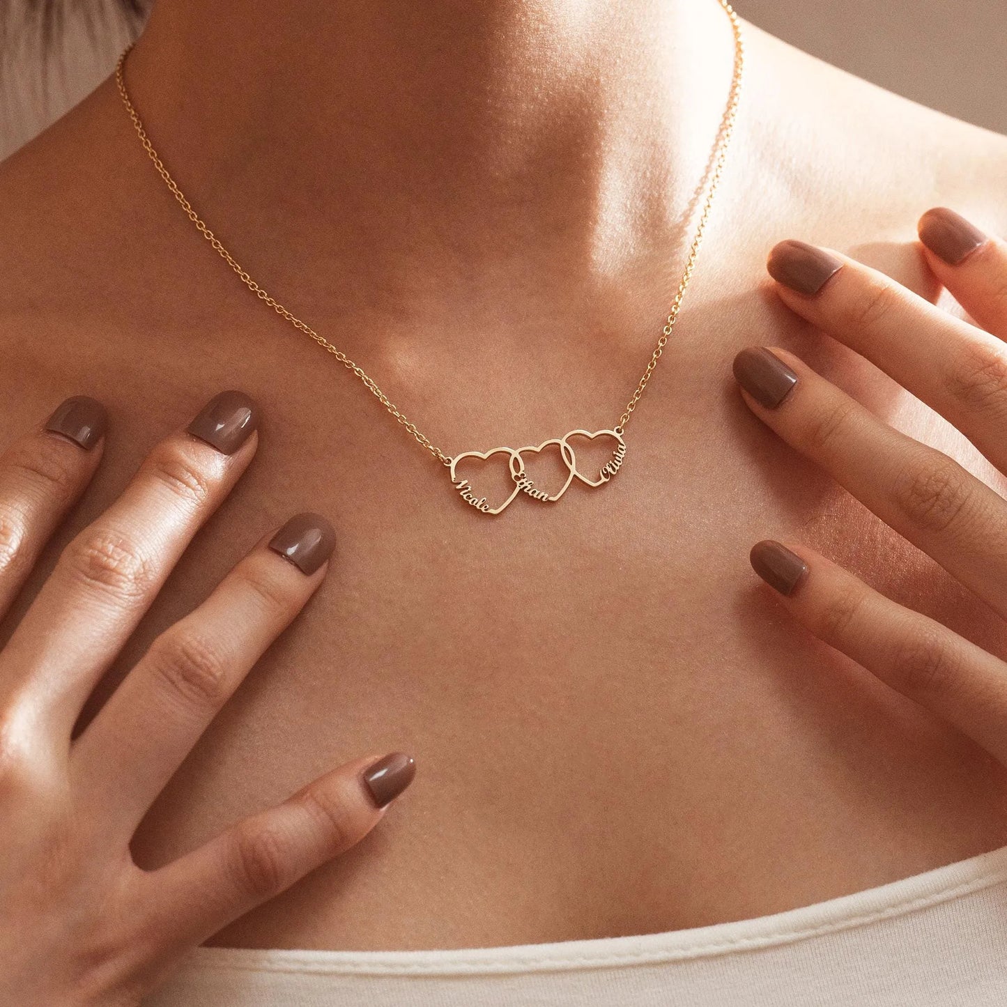 Personalized Heart Name Necklace-A Cherished Gift for Moms and Loved Ones