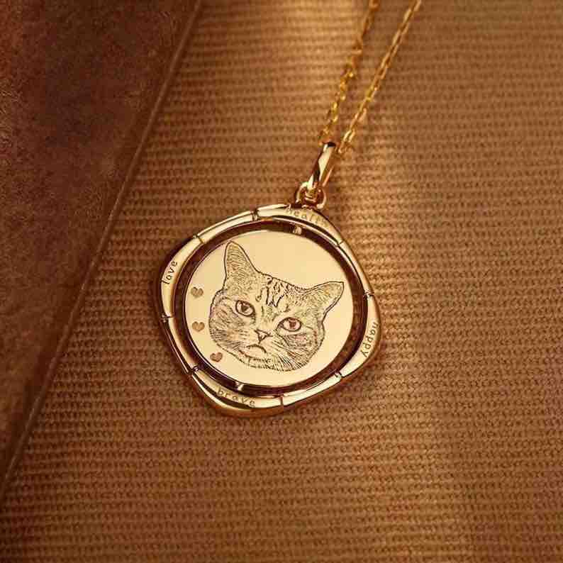 Custom 18K Gold Rotating Pet Photo & Engraved Pendant Necklace
