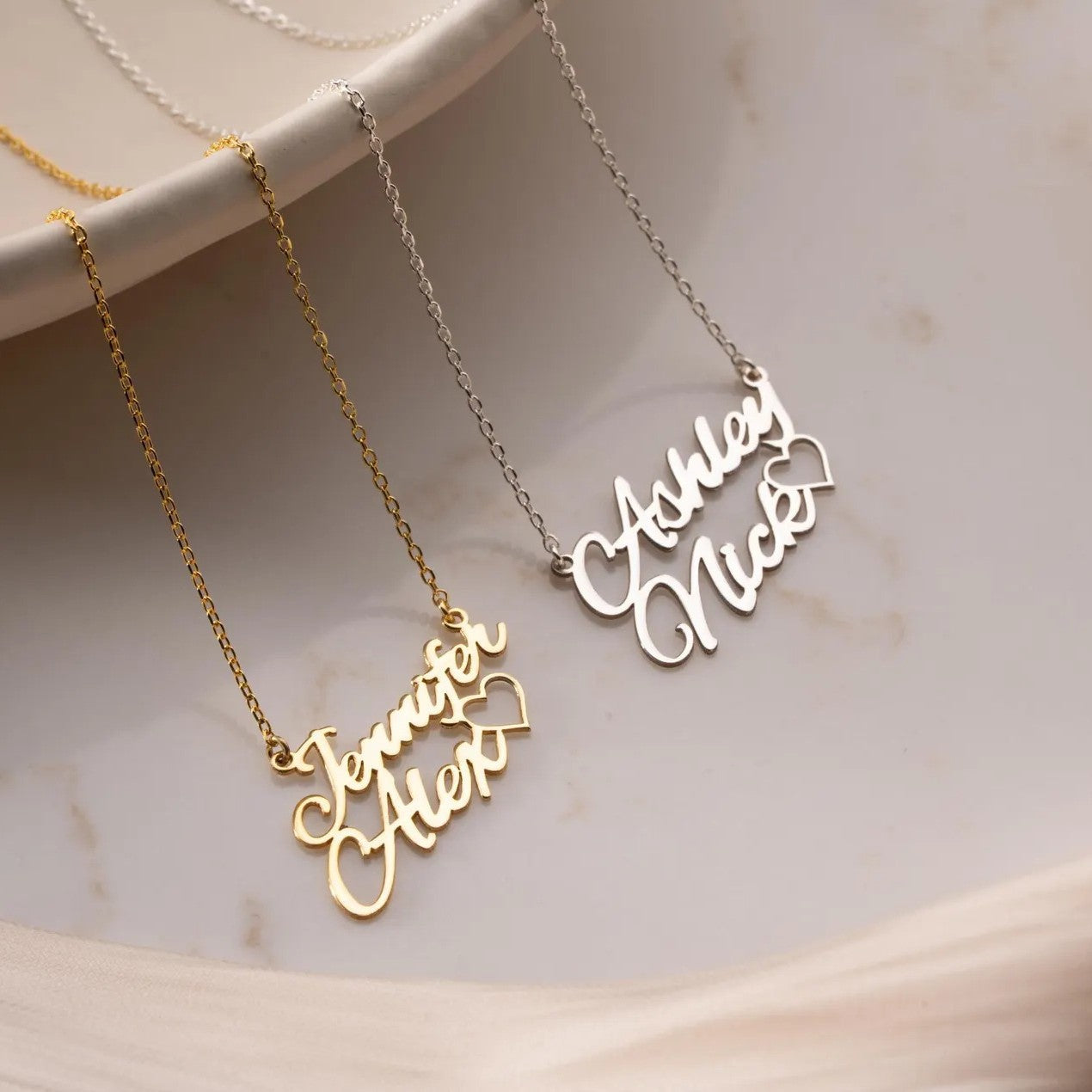 Personalized Double Name Necklace with Heart -A Meaningful Gift for Family, Partners, and Friends