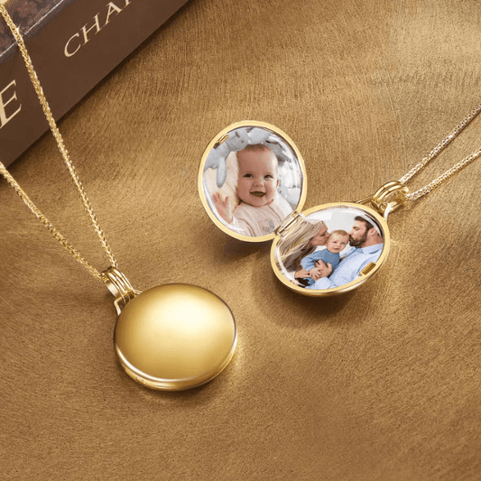 18K Yellow Gold Round Photo Locket Necklace-Handcrafted Custom Keepsake for Cherished Moments
