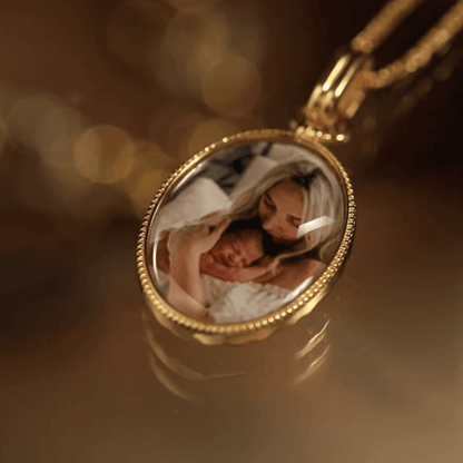 18K Yellow Gold Tree of Life Photo Necklace – Personalized Pet & Family Portrait Pendant