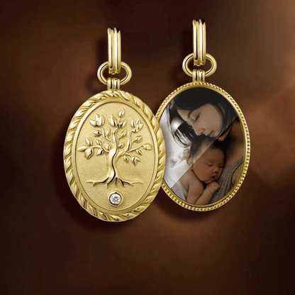 18K Yellow Gold Tree of Life Photo Necklace – Personalized Pet & Family Portrait Pendant