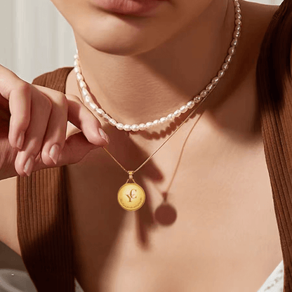 18K Yellow Gold Round Photo Locket Necklace-Handcrafted Custom Keepsake for Cherished Moments