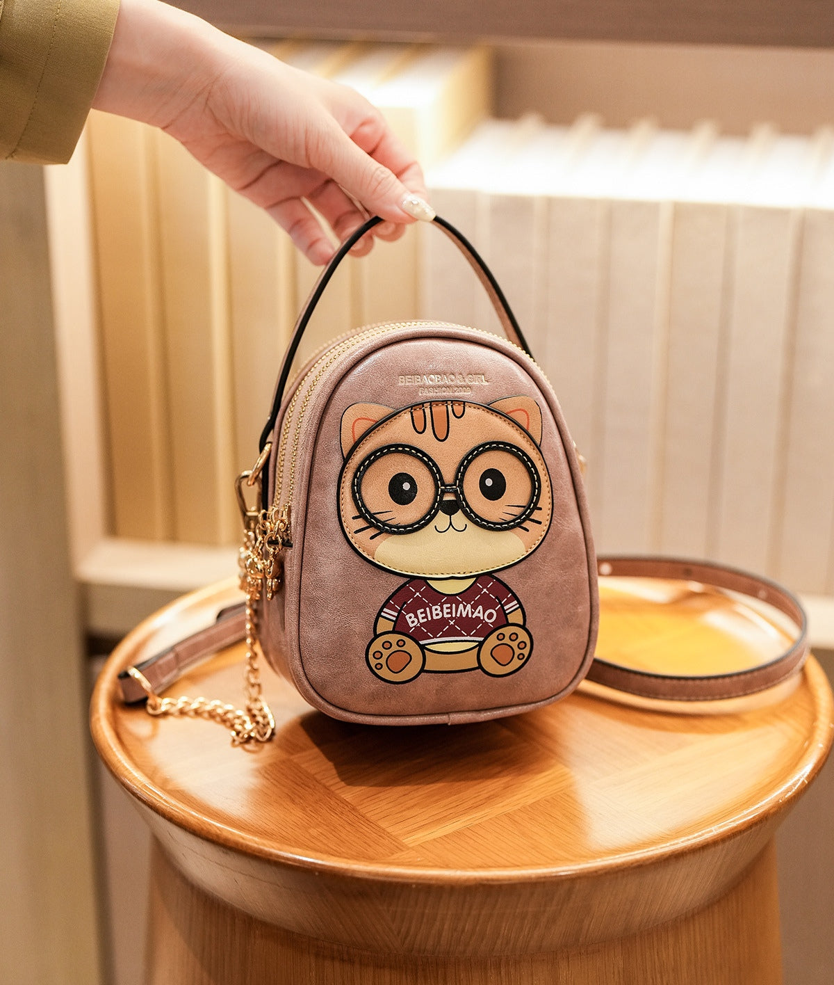 Cat-themed Multi-layered Crossbody Bag（Handcrafted）