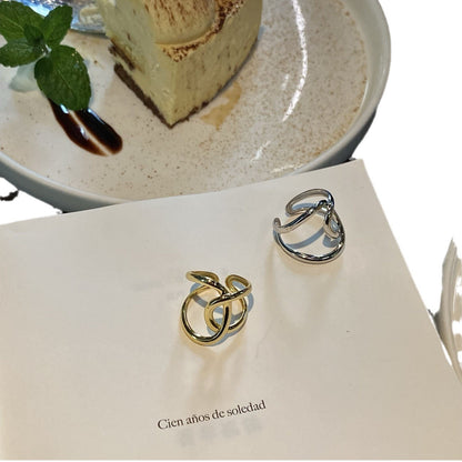 Capital Great Knot Thumb Ring